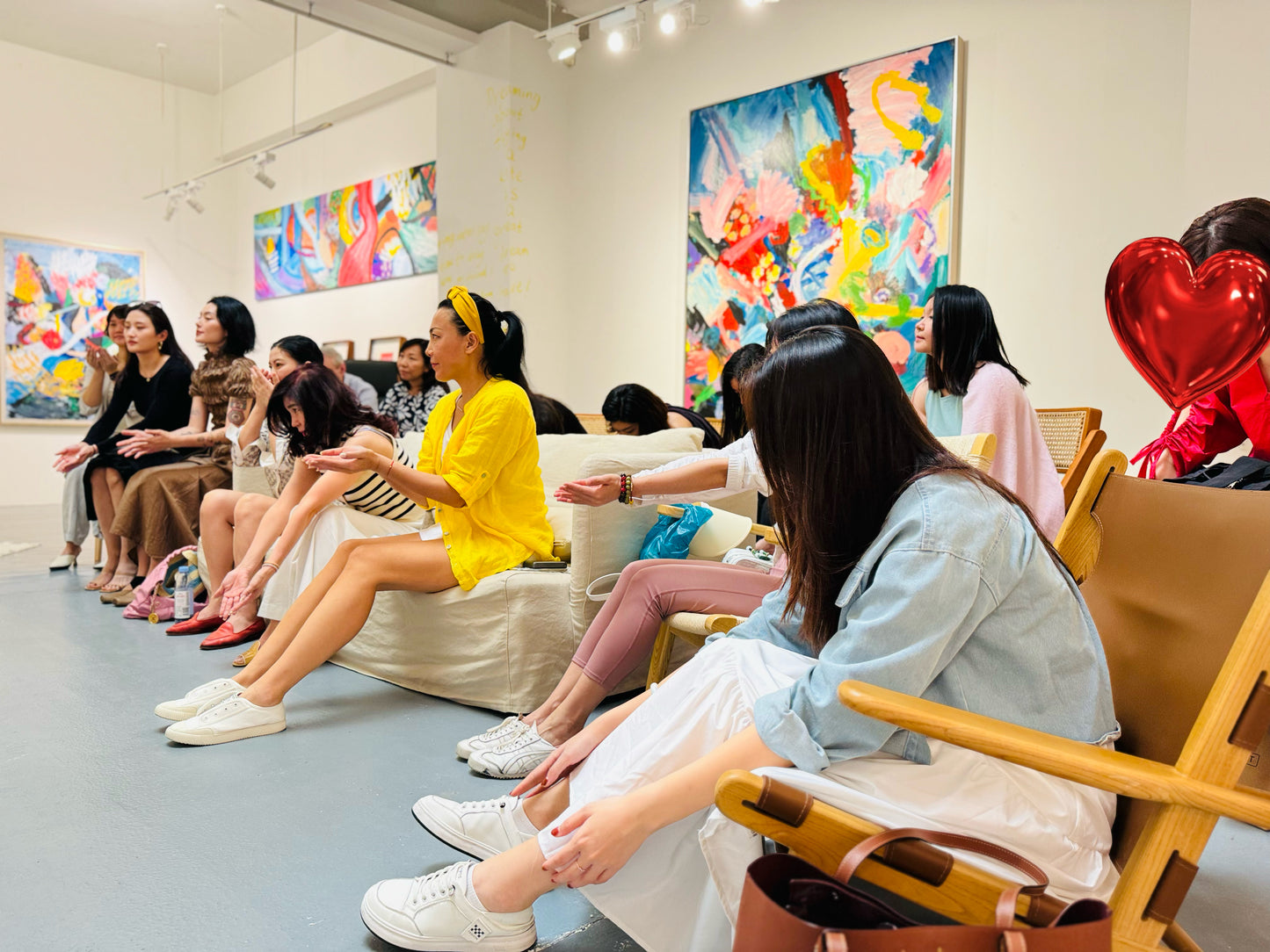 Menu A: Aura-Soma Workshop (2~3 Hours)