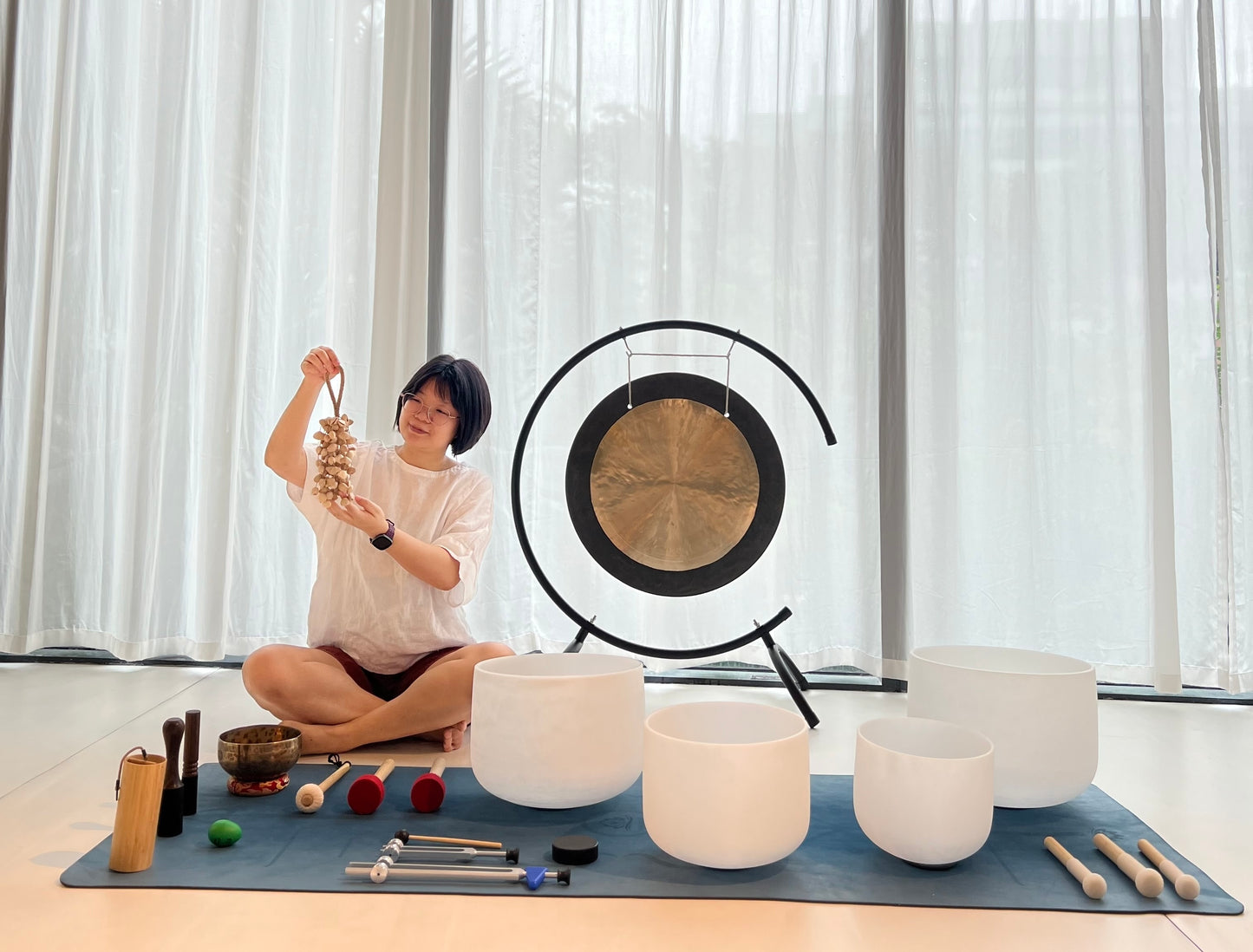 Menu 2.2 Crystal Bowl Sound Bath (1 hrs)