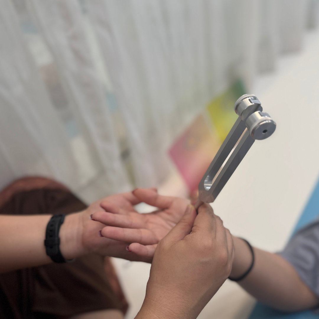 Private Tuning Fork Therapy (1v1 with Linda Zhong)